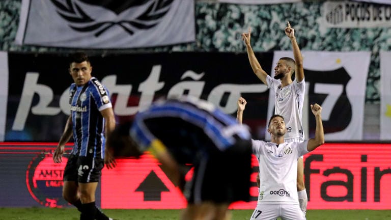 Santos v Gremio - Copa CONMEBOL Sudamericana 2020