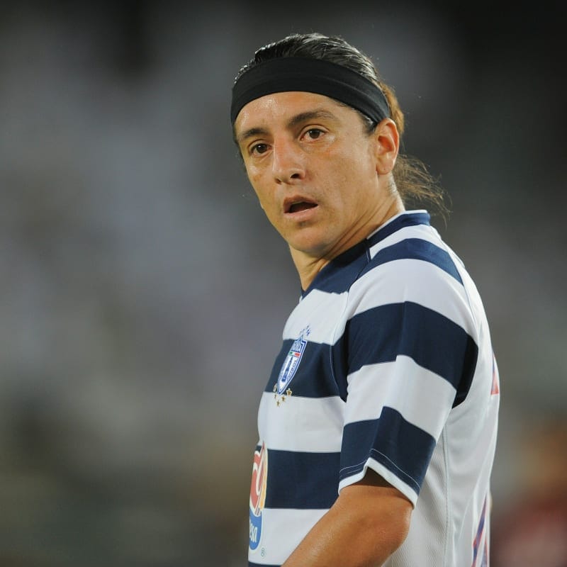 Alejandro Manso of Club de Futbol Pachuca looks on