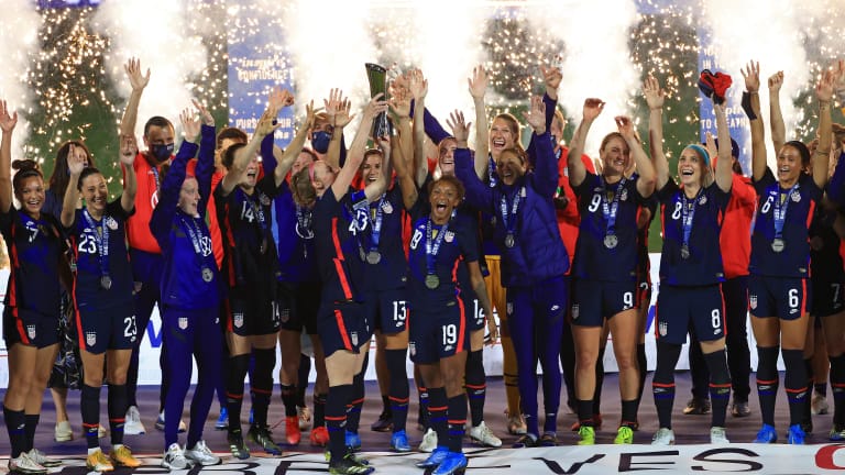 USA celebrate winning the SheBelieves Cup in Orlando, Florida