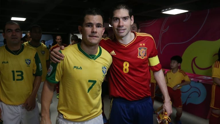 Spain v Brazil: FIFA Futsal World Cup Thailand 2012 Final
