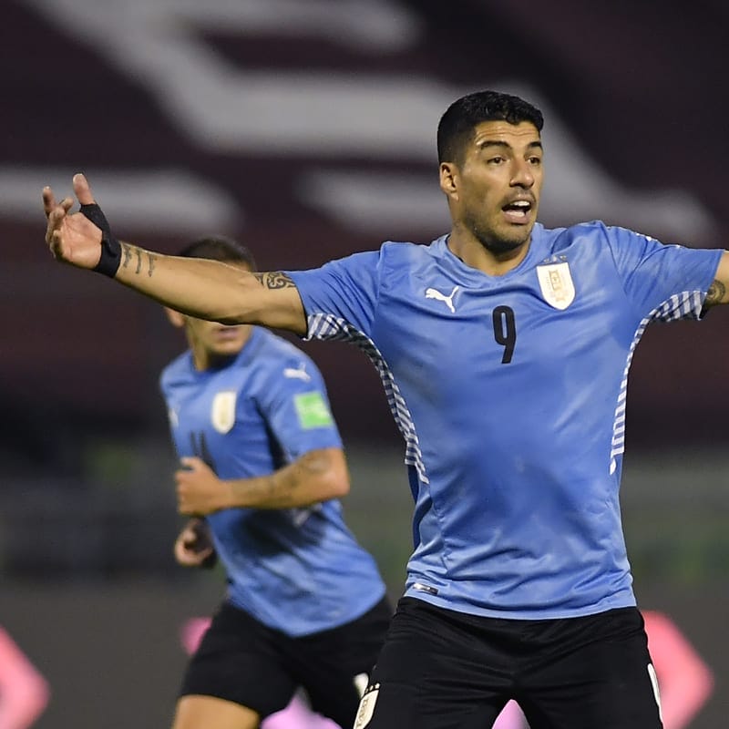 Suárez of Uruguay reacts during a match between Venezuela and Uruguay
