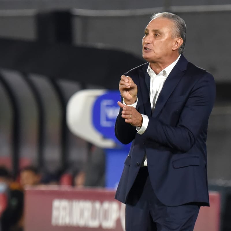 Tite coach of Brazil gestures during a match between Paraguay and Brazil&nbsp;