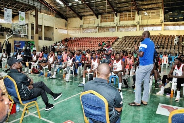 Yemi Alade, Peter Okoye, Reekado Banks tease Kano fans in Noah Dallaji Legacy Basketball Tournament Yemi Alade, Peter Okoye, Reekado Banks tease Kano fans in Noah Dallaji Legacy Basketball Tournament