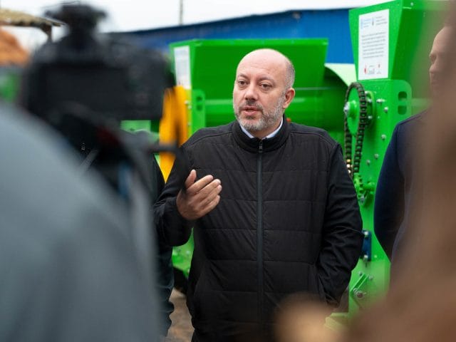 Pierre Vauthier, Head of FAO Country Office in Ukraine, at the distribution of agricultural equipment in Chernihivska in November 2022.